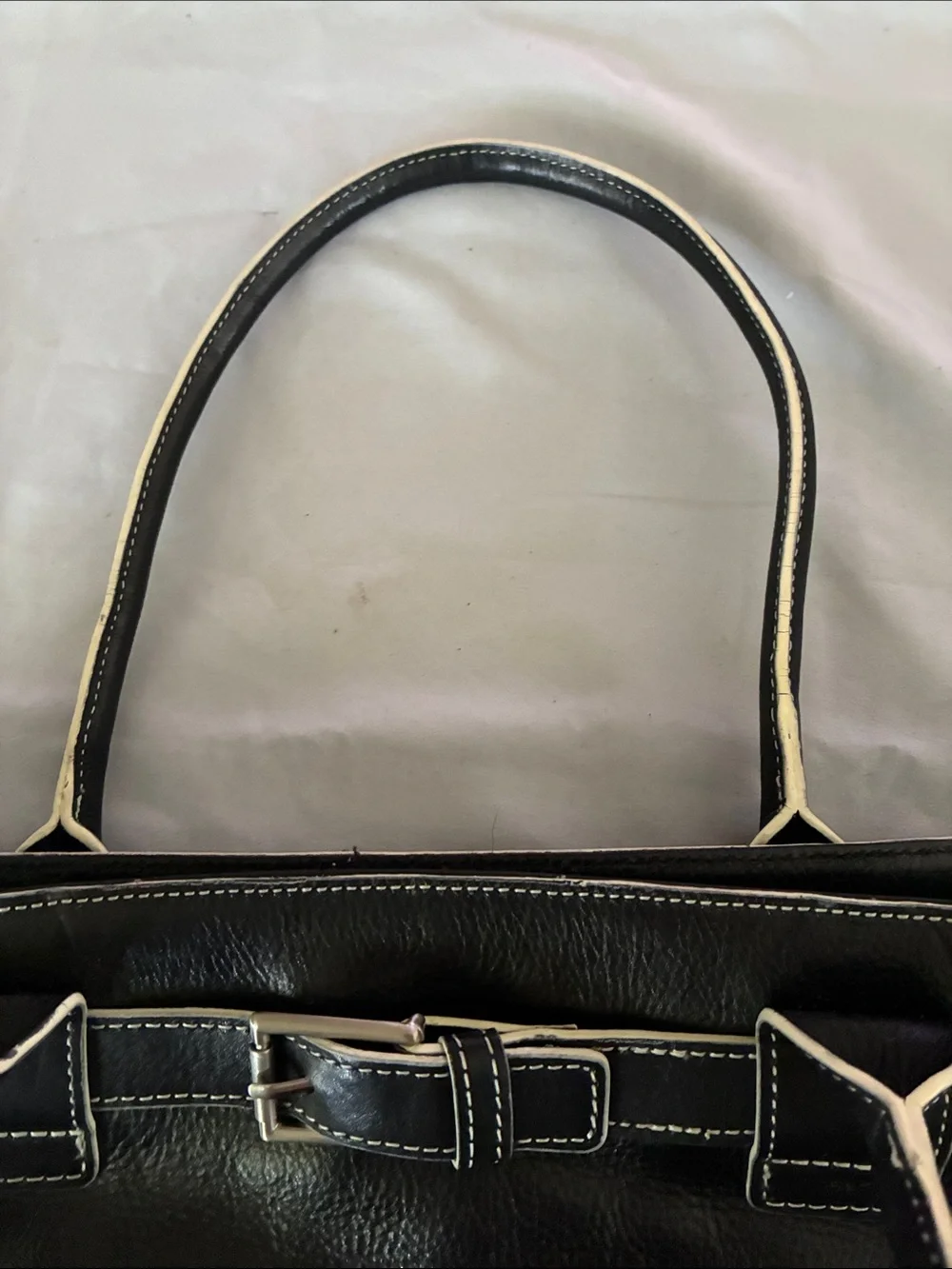 Kenneth Cole Black Leather Tote Bag with Contrast Stitching